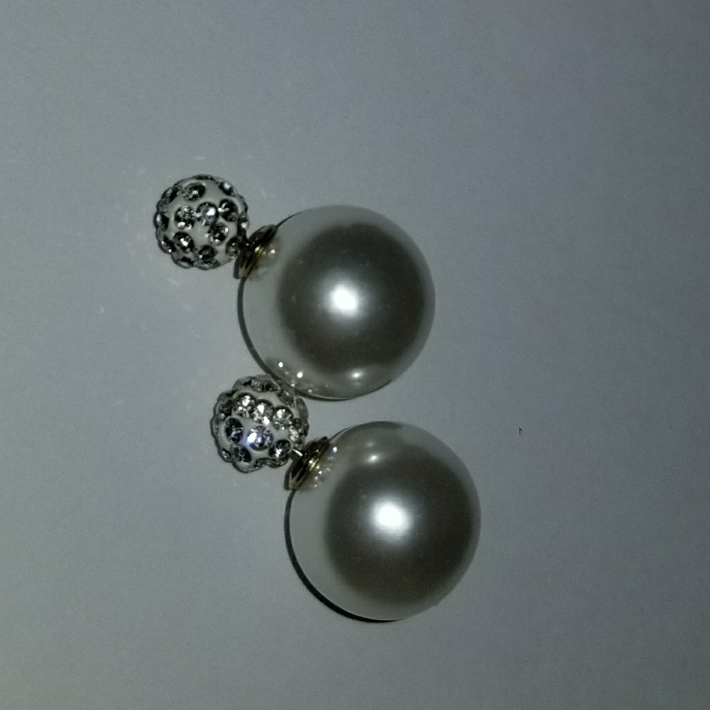 406 Simply Elegant Synethic Pearl/Crystal